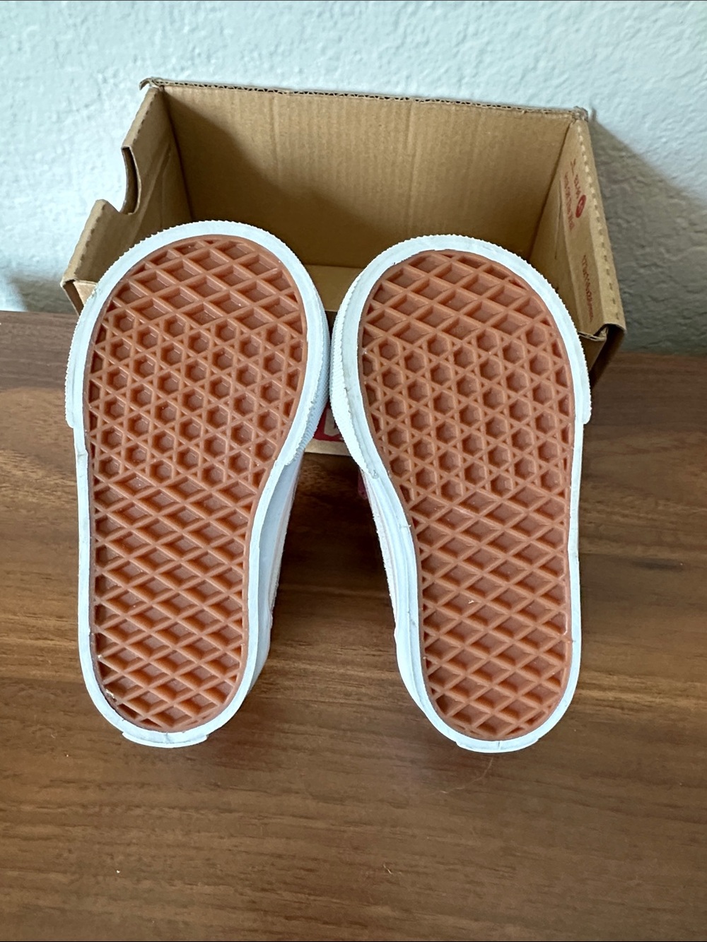 NWT Vans Old Skool Toddler Sneakers Metallic Pop Marshmallow, Size Toddler 4 - Picture 6 of 6